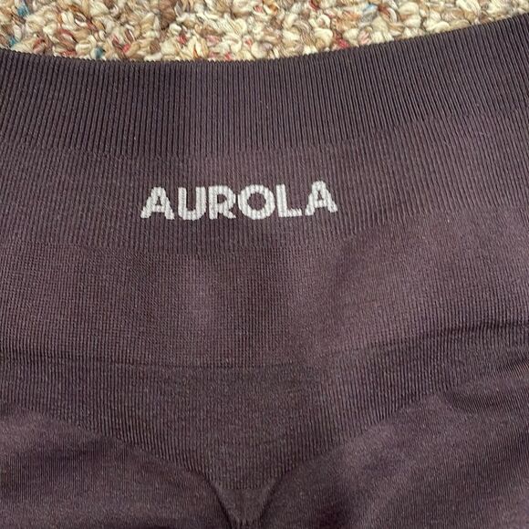 Aurola Seamless Shorts “Eggplant” (new in package) - Picture 3 of 3